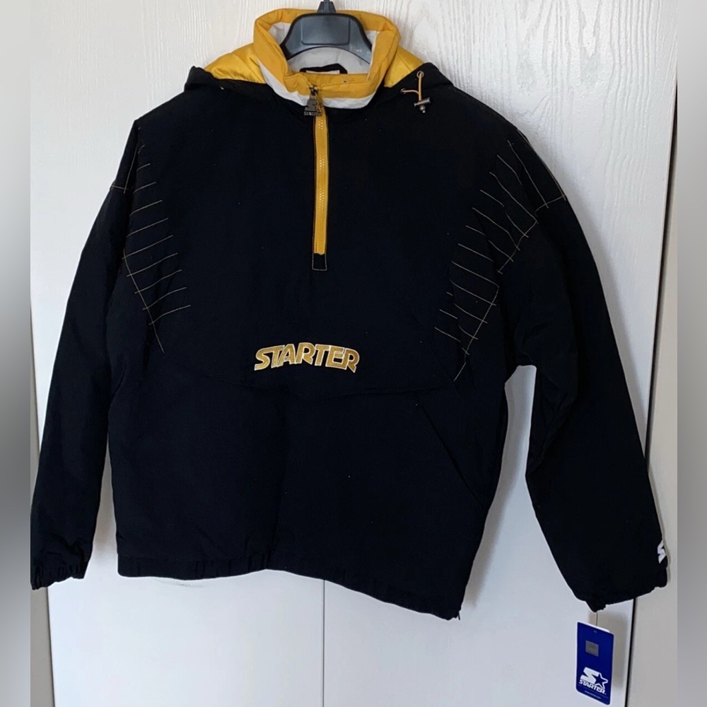 Starter Jacket Coat M Men’s Black And Yellow NWT Pullover $225 Rare
